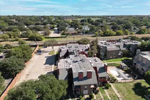 9839 Walnut St, Dallas, TX 75243 - Photo 29