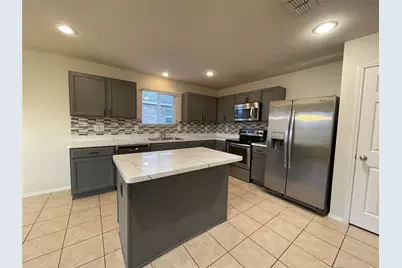 5817 Mountain Bluff Drive, Fort Worth, TX 76179 - Photo 11