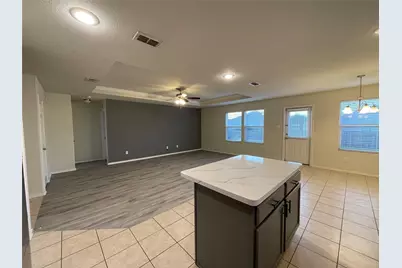 5817 Mountain Bluff Drive, Fort Worth, TX 76179 - Photo 13