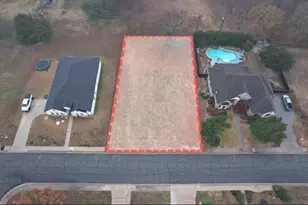 2105 Bois D' Arc Dr, Bonham, TX 75418 - Photo 1