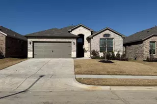 1918 Jackson St, Cleburne, TX 76033 - Photo 1