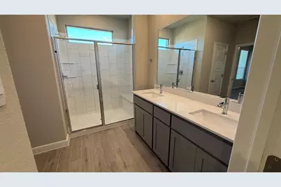 1918 Jackson Street, Cleburne, TX 76033 - Photo 7