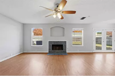 1016 Beechwood Drive, Denton, TX 76210 - Photo 9