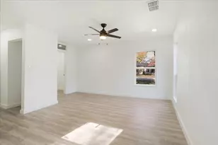 450 Hickory St, Lewisville, TX 75057 - Photo 21