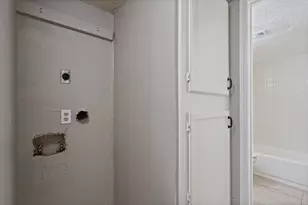 9831 Walnut St, Dallas, TX 75243 - Photo 27