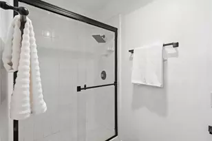 4725 Layla Rd, Arlington, TX 76016 - Photo 17