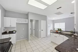 4725 Layla Rd, Arlington, TX 76016 - Photo 7