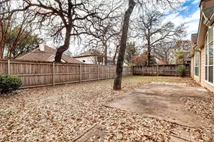 2525 Greenhaven Dr, Burleson, TX 76028 - Photo 27