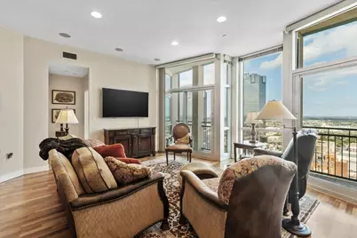 500 Throckmorton Street #2301, Fort Worth, TX 76102 - Photo 3