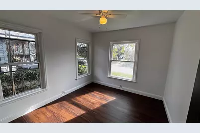 4358 Lisbon Street, Fort Worth, TX 76107 - Photo 11