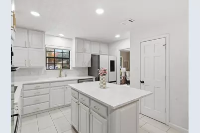 3516 Henry Court, Arlington, TX 76017 - Photo 11