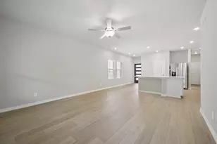 518 Clover Crk Dr, McKinney, TX 75071 - Photo 11