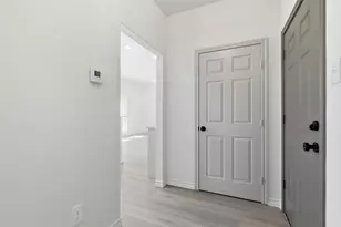 609 W Washington Ave, Whitney, TX 76692 - Photo 19