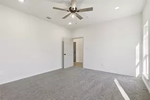 609 W Washington Ave, Whitney, TX 76692 - Photo 23