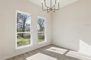 609 W Washington Ave, Whitney, TX 76692 - Photo 17