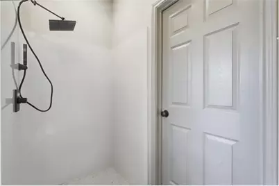 609 W Washington Avenue, Whitney, TX 76692 - Photo 27