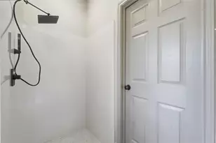 609 W Washington Ave, Whitney, TX 76692 - Photo 27