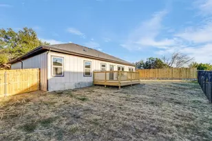 5716 Stonegate, Granbury, TX 76048 - Photo 17