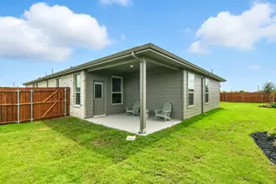 653 Harvey St, Grandview, TX 76050 - Photo 25