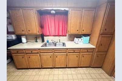 6401 Landmark Drive, Waco, TX 76710 - Photo 9