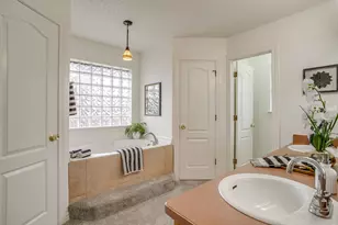 908 Country Club Dr, Joshua, TX 76058 - Photo 25