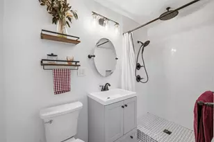 2129 Cardinal Ln, Fort Worth, TX 76111 - Photo 19