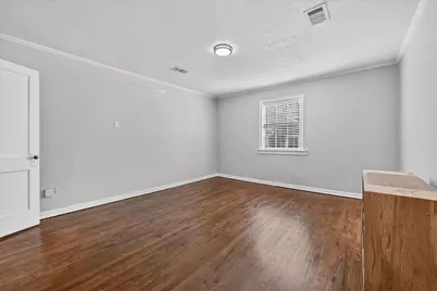 2129 Cardinal Lane, Fort Worth, TX 76111 - Photo 21