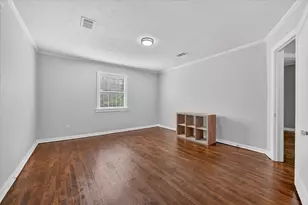 2129 Cardinal Ln, Fort Worth, TX 76111 - Photo 17
