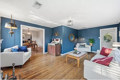 2129 Cardinal Lane, Fort Worth, TX 76111 - Photo 7