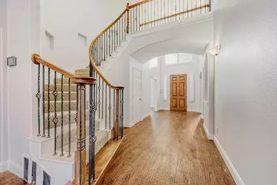 6911 Bradford Estates Drive, Sachse, TX 75048 - Photo 5