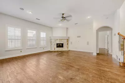 6911 Bradford Estates Drive, Sachse, TX 75048 - Photo 9