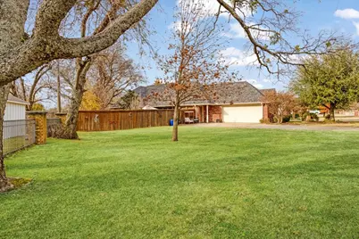 2700 Rex Cruse Drive, Sherman, TX 75092 - Photo 3