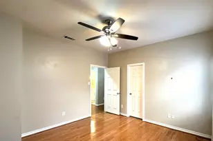 5287 W Cove Way, Grand Prairie, TX 75052 - Photo 7