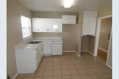 11819 Broadmoor Drive, Dallas, TX 75218 - Photo 5