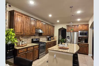 10800 Sexton Drive, McKinney, TX 75072 - Photo 11