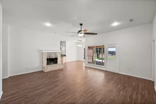 14617 Meadowland Cir, Newark, TX 76071 - Photo 9