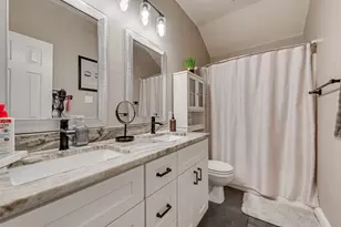 221 Wenrick Dr, Roanoke, TX 76262 - Photo 25