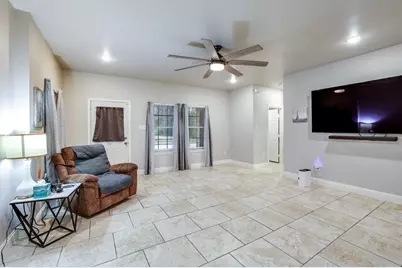 3233 Washington Street, Greenville, TX 75401 - Photo 7