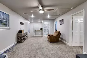 3233 Washington St, Greenville, TX 75401 - Photo 5