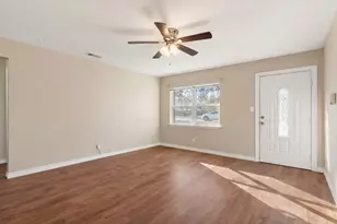 3002 Elm Park, Richland Hills, TX 76118 - Photo 3