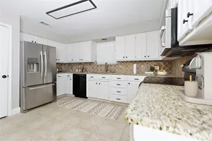 7205 Windcrest Ct E, North Richland Hills, TX 76182 - Photo 5