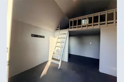 7205 Windcrest Court E, North Richland Hills, TX 76182 - Photo 17