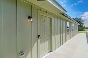 2310 Dalworth St, Grand Prairie, TX 75050 - Photo 9