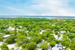 8911 Diceman Dr, Dallas, TX 75218 - Photo 39