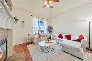 571 Rockingham Dr, Irving, TX 75063 - Photo 5