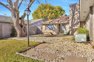 3210 Russwood Ln, Garland, TX 75044 - Photo 37