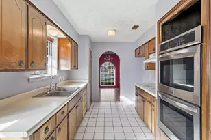 620 Cimarron Trail, Southlake, TX 76092 - Photo 7