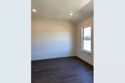 124 Bridlewood Lane, Bridgeport, TX 76426 - Photo 5