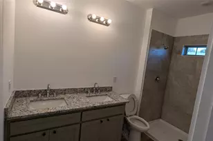 117 Brittons Ln, Runaway Bay, TX 76426 - Photo 9