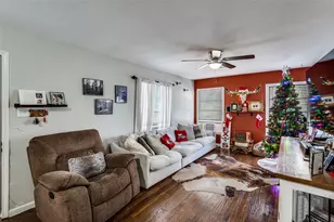 606 Tamara Ln, Grand Prairie, TX 75051 - Photo 5